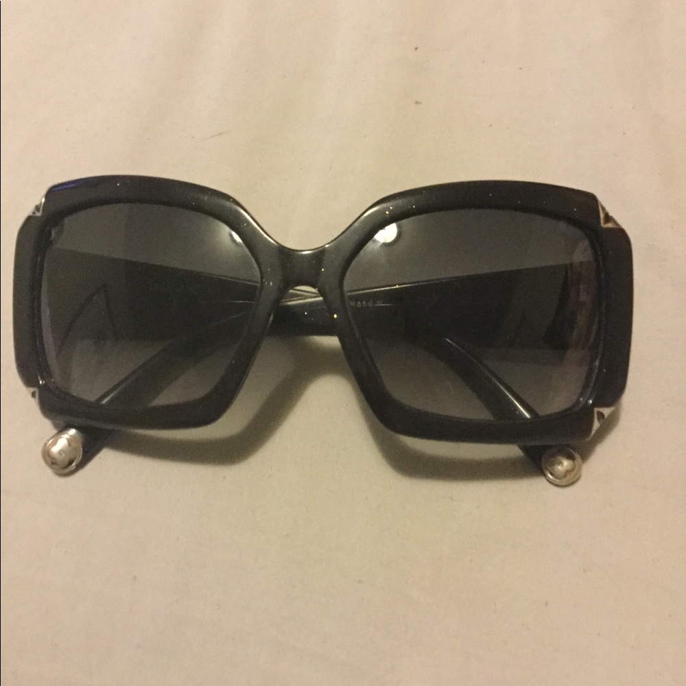 Louis Vuitton oversized sunglasses